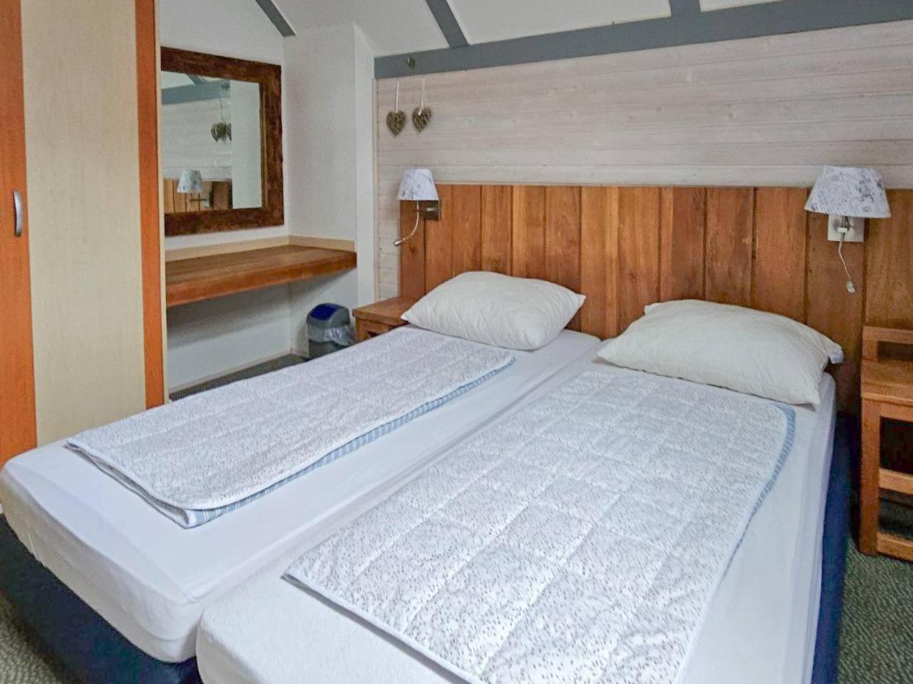 Ferienhaus "Gestiefelter Kater" Am See Im Bergland Kirchheim  Eksteriør billede